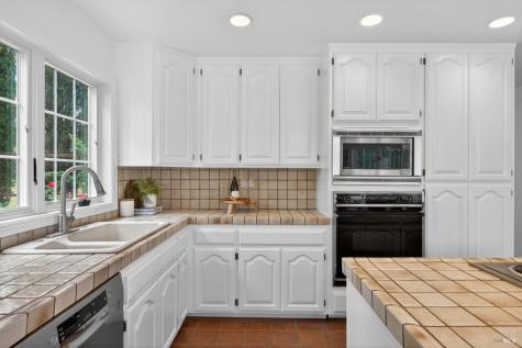 5404 St Helena Road Santa Rosa CA 95404