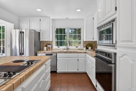 5404 St Helena Road Santa Rosa CA 95404