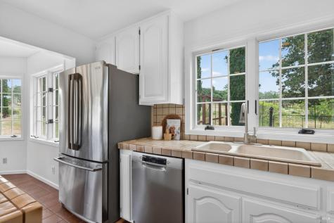 5404 St Helena Road Santa Rosa CA 95404