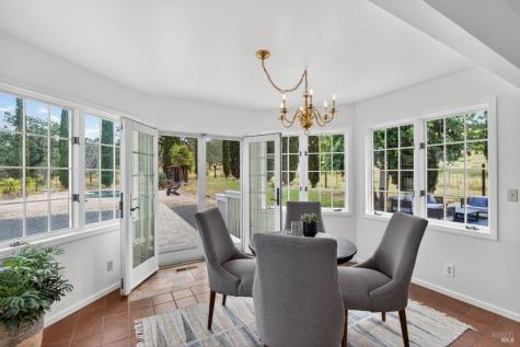 5404 St Helena Road Santa Rosa CA 95404