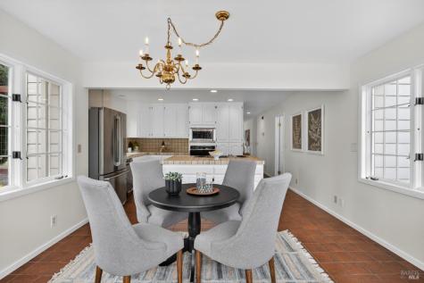 5404 St Helena Road Santa Rosa CA 95404