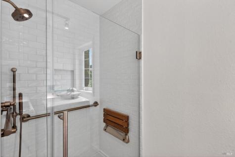 5404 St Helena Road Santa Rosa CA 95404