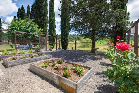 5404 St Helena Road Santa Rosa CA 95404
