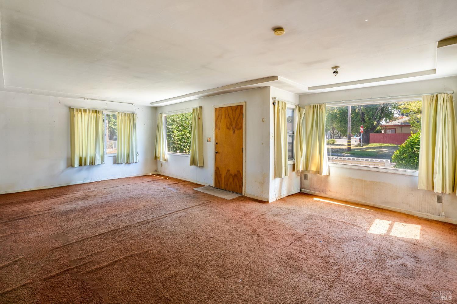 1103 Temple Avenue Santa Rosa CA 95404