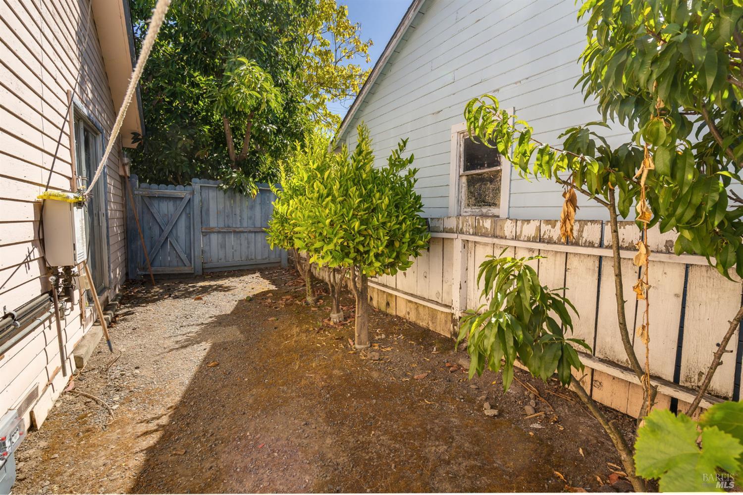 1103 Temple Avenue Santa Rosa CA 95404