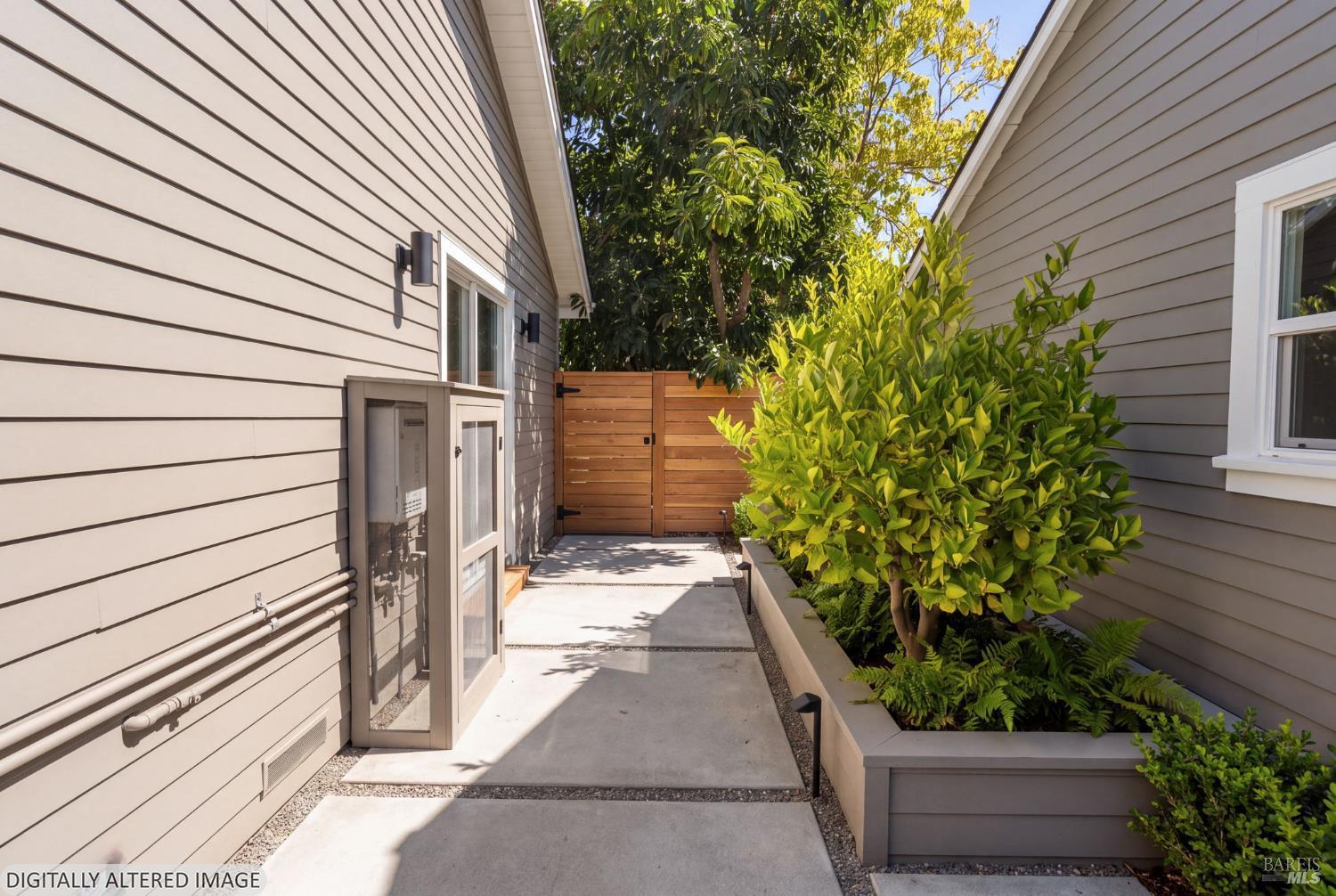 1103 Temple Avenue Santa Rosa CA 95404