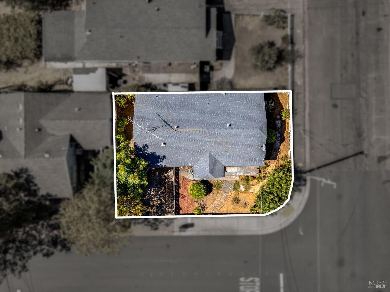 1103 Temple Avenue Santa Rosa CA 95404