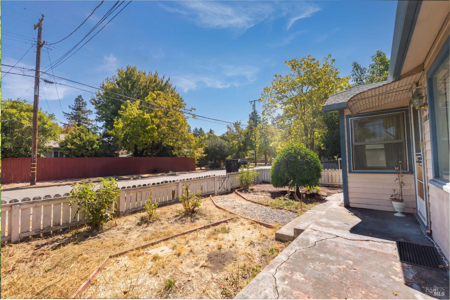 1103 Temple Avenue Santa Rosa CA 95404