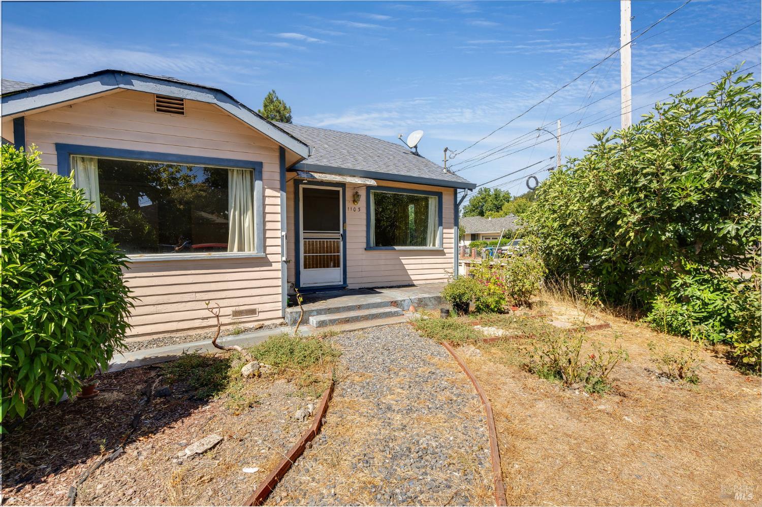 1103 Temple Avenue Santa Rosa CA 95404