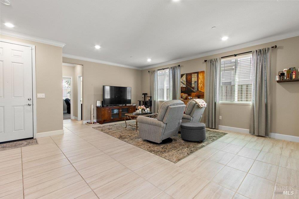 8879 Blue River Drive Vallejo CA 94591
