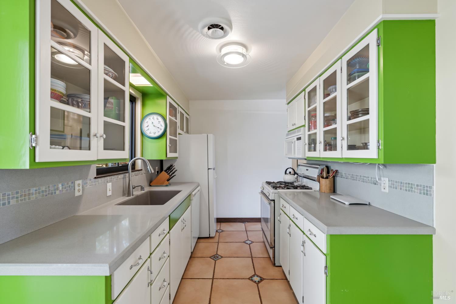 240 Shahan Drive Cloverdale CA 95425