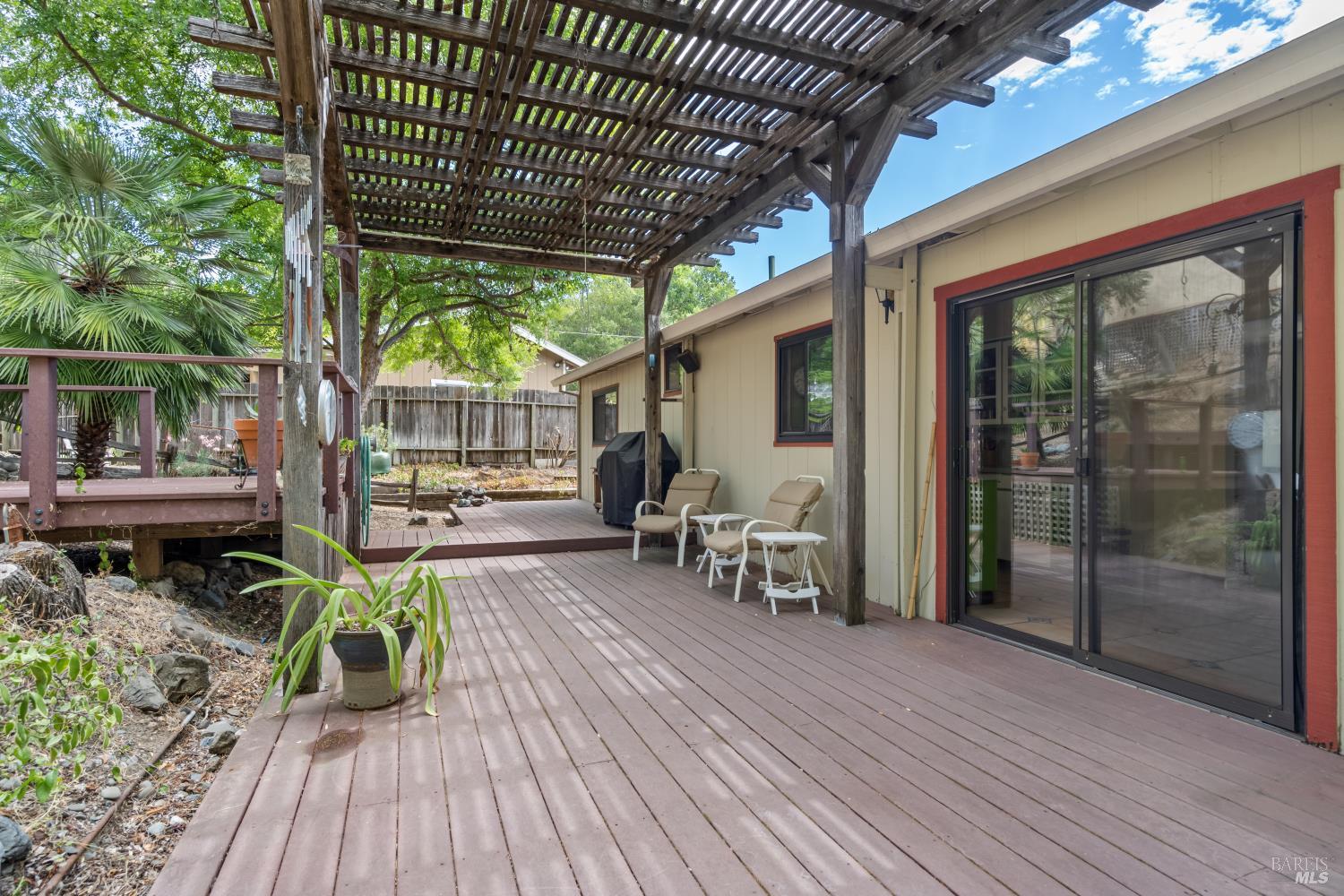 240 Shahan Drive Cloverdale CA 95425