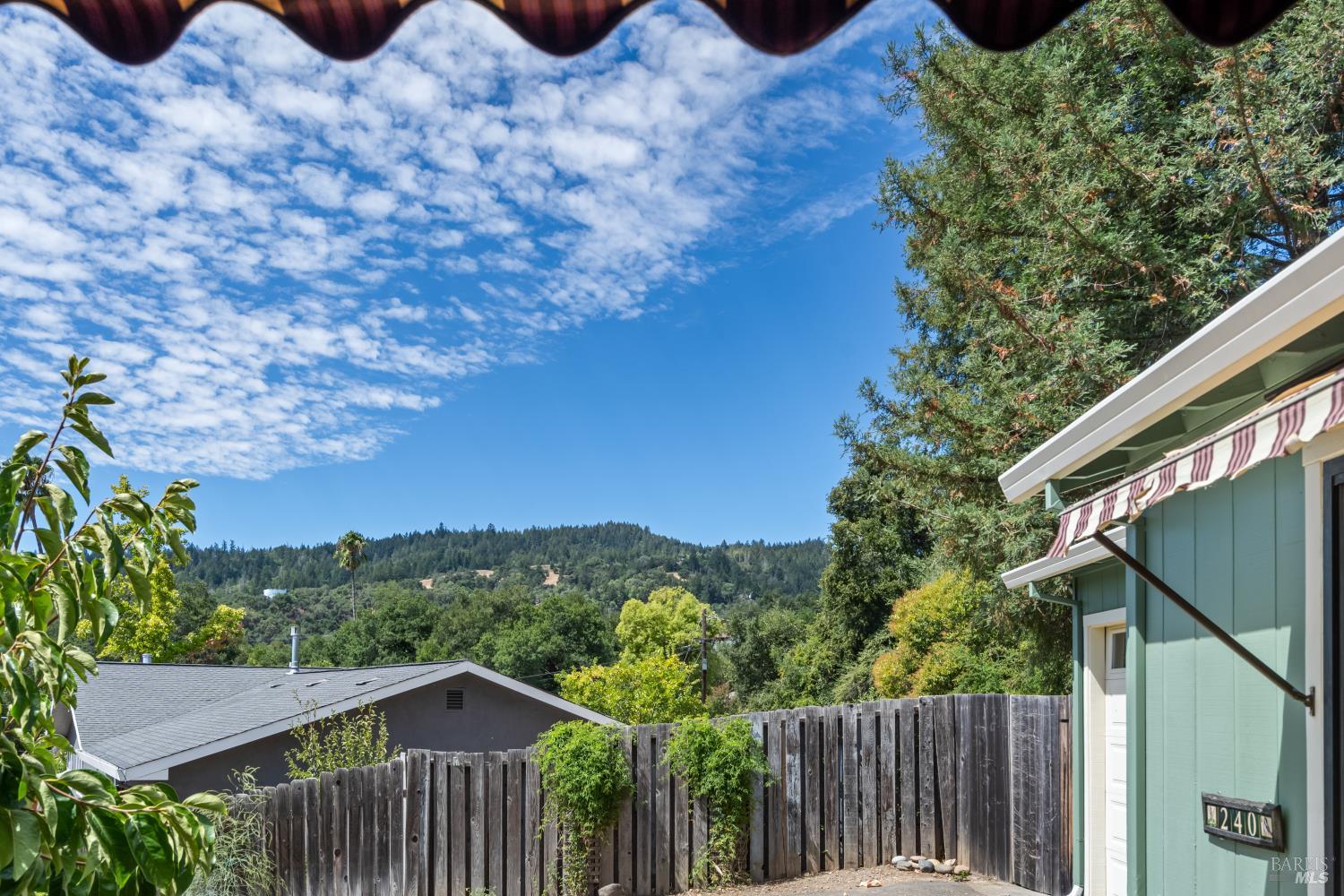 240 Shahan Drive Cloverdale CA 95425