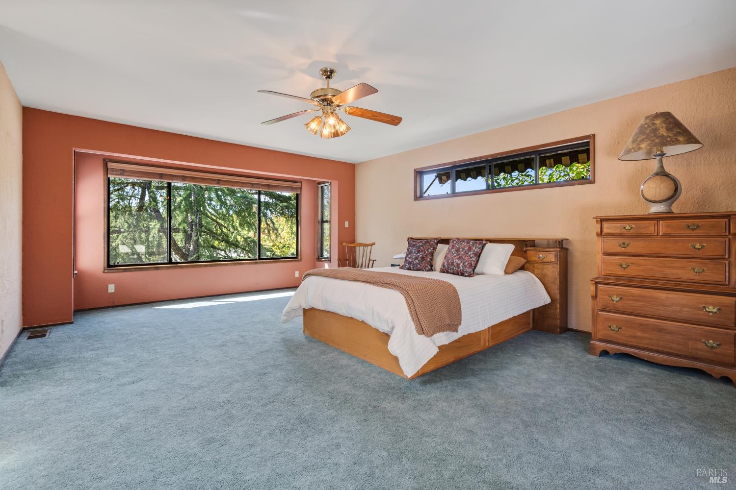 240 Shahan Drive Cloverdale CA 95425