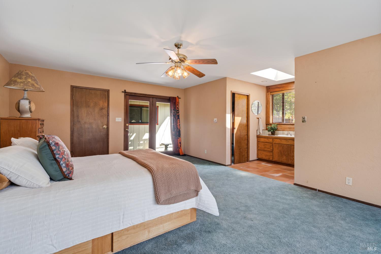 240 Shahan Drive Cloverdale CA 95425