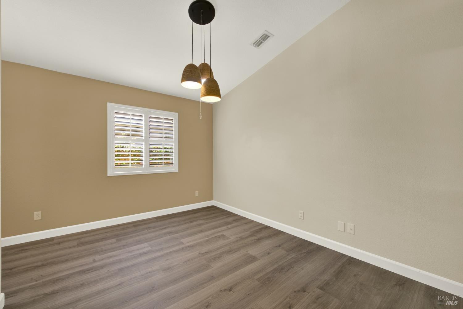 266 Bartlett Lane Vacaville CA 95687
