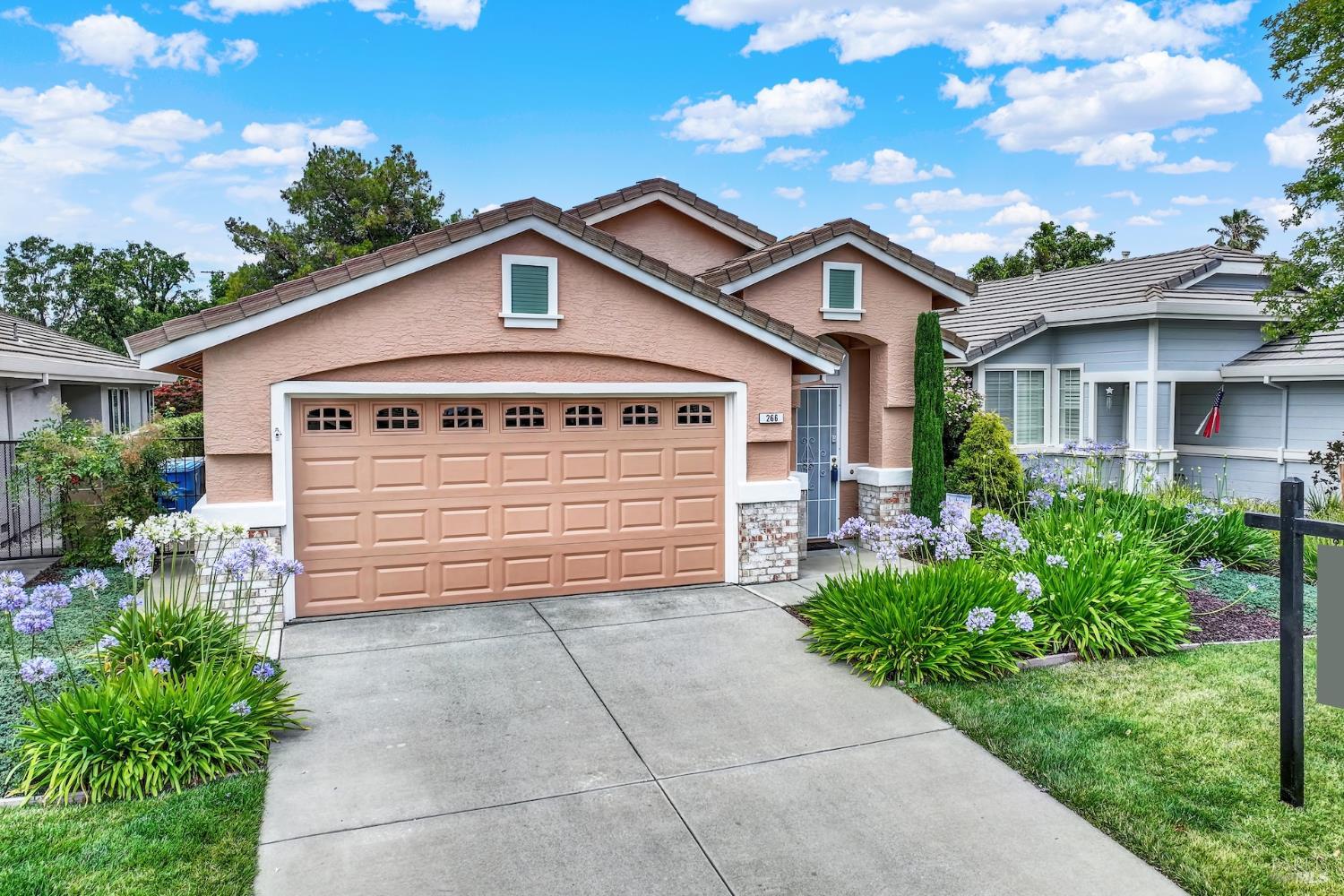 266 Bartlett Lane Vacaville CA 95687
