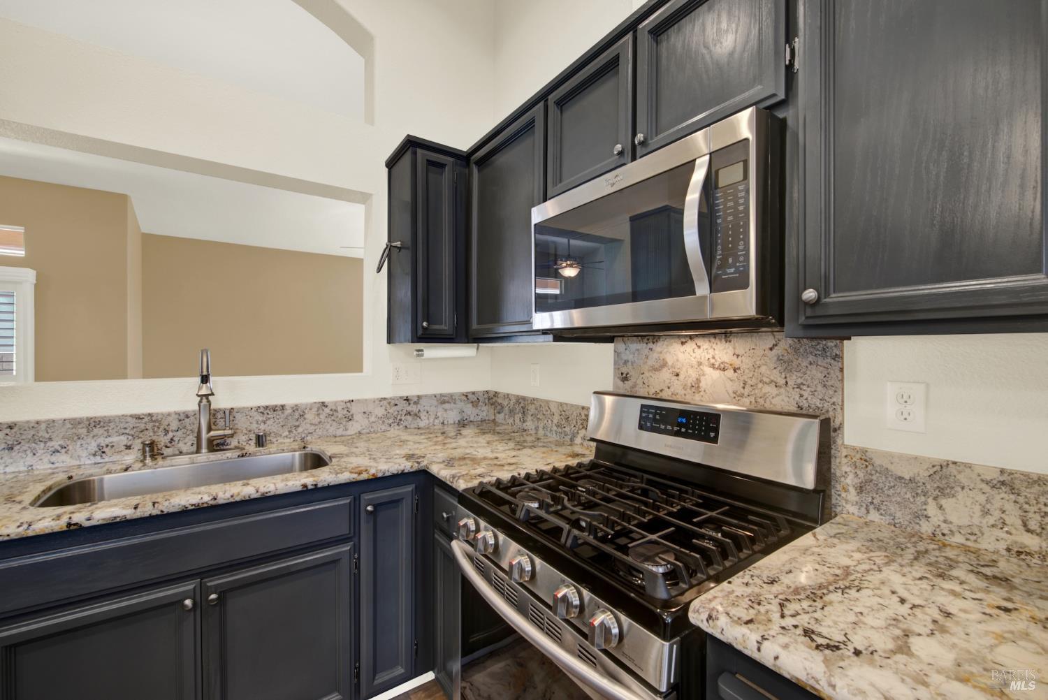 266 Bartlett Lane Vacaville CA 95687