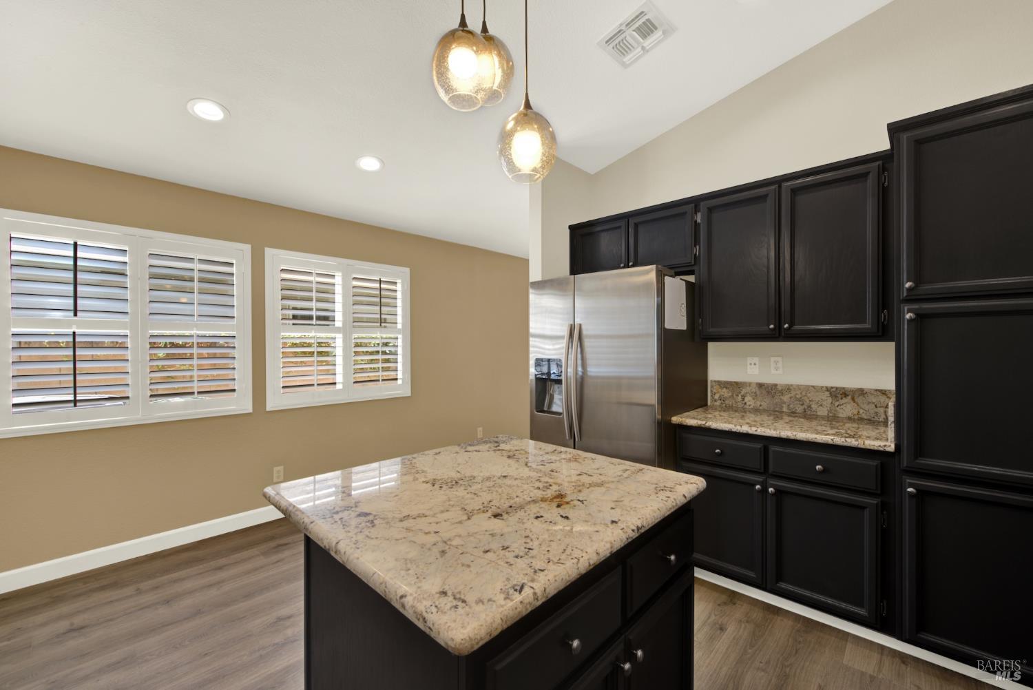 266 Bartlett Lane Vacaville CA 95687