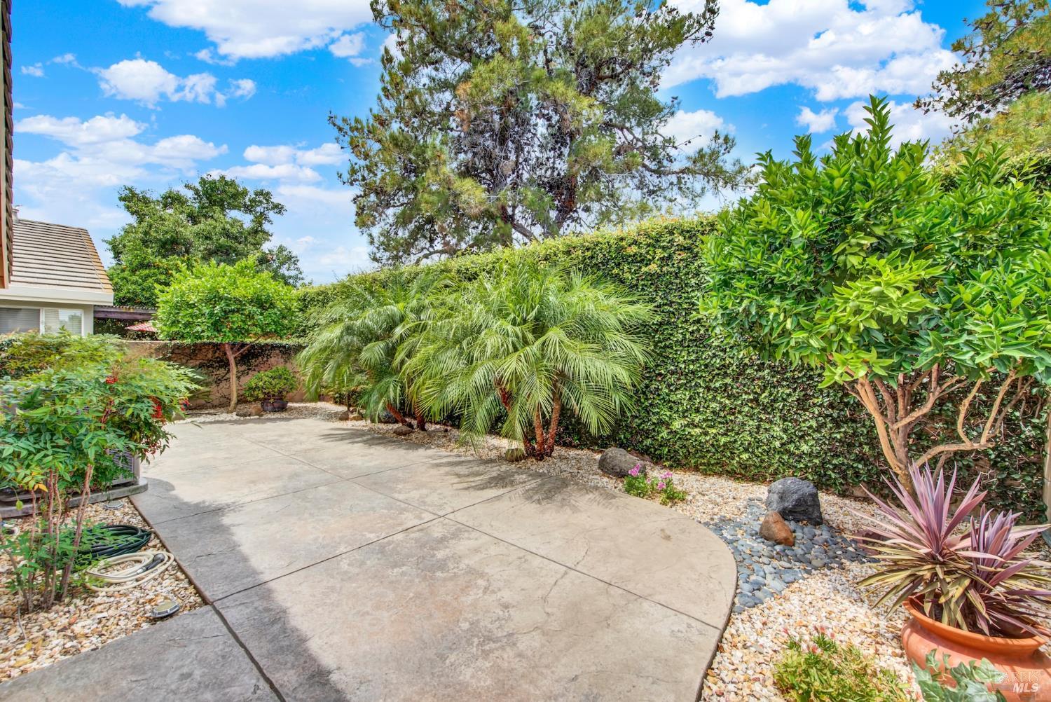 266 Bartlett Lane Vacaville CA 95687