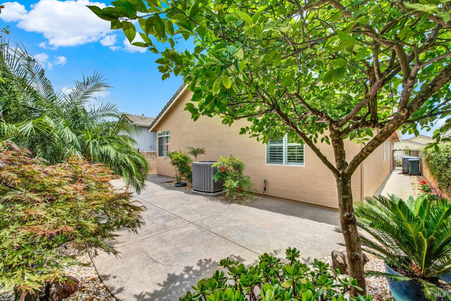 266 Bartlett Lane Vacaville CA 95687