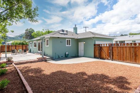 2 Las Huertas Court San Rafael CA 94903