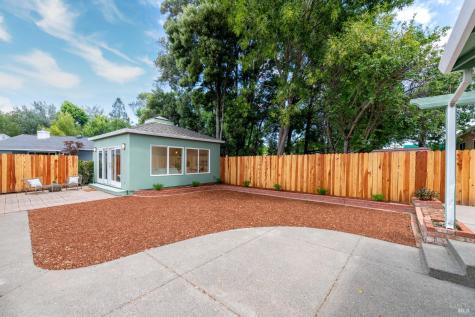 2 Las Huertas Court San Rafael CA 94903