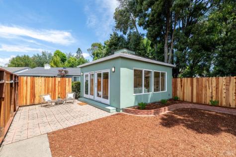 2 Las Huertas Court San Rafael CA 94903