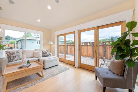 2 Las Huertas Court San Rafael CA 94903