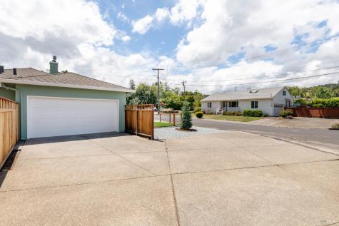 2 Las Huertas Court San Rafael CA 94903
