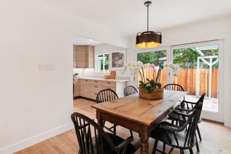 2 Las Huertas Court San Rafael CA 94903