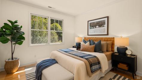 2 Hunter Creek Fairfax CA 94930