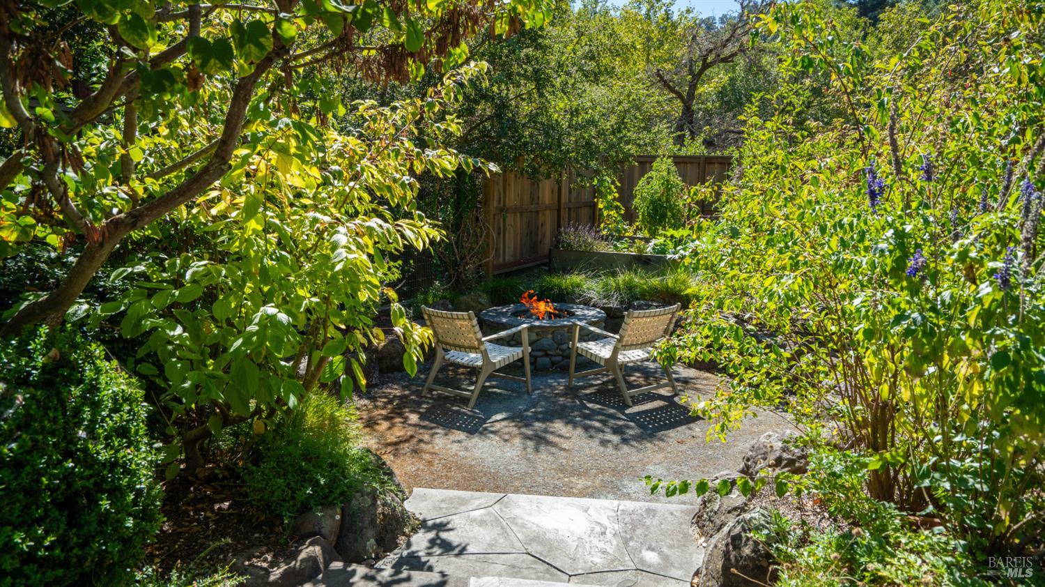 2 Hunter Creek Fairfax CA 94930
