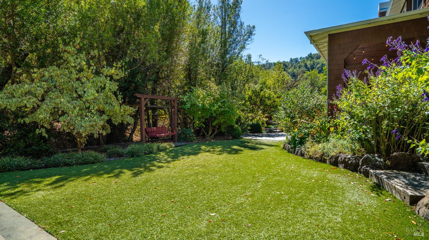 2 Hunter Creek Fairfax CA 94930