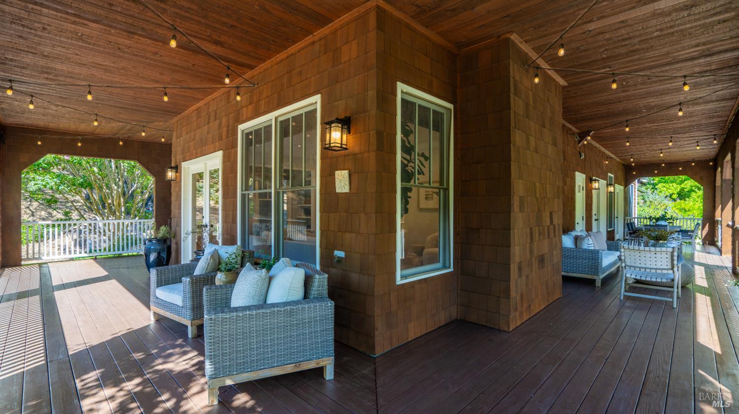 2 Hunter Creek Fairfax CA 94930