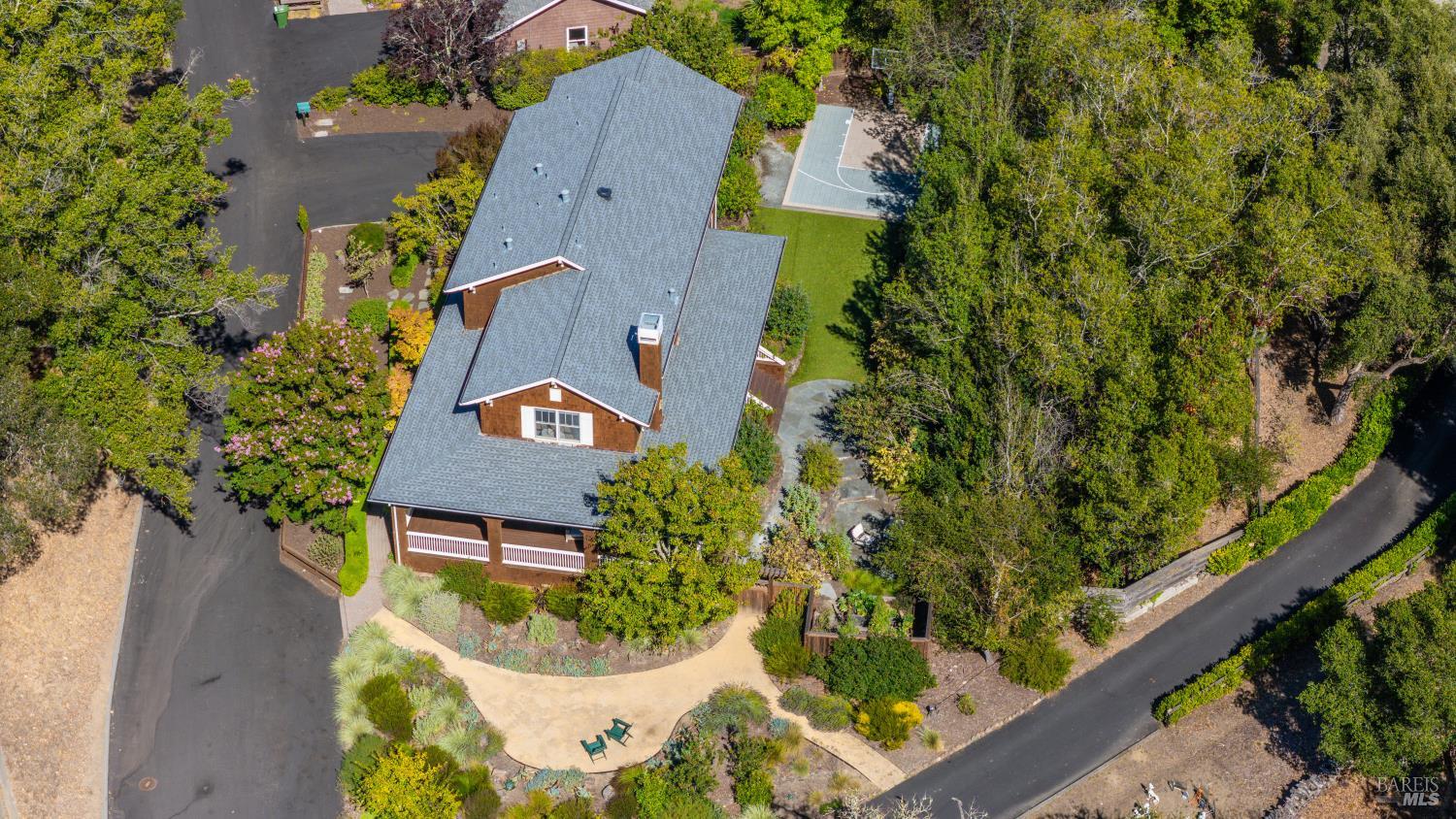 2 Hunter Creek Fairfax CA 94930
