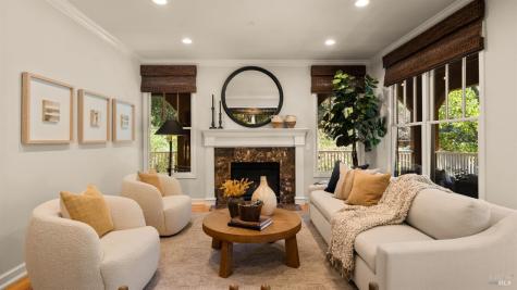 2 Hunter Creek Fairfax CA 94930