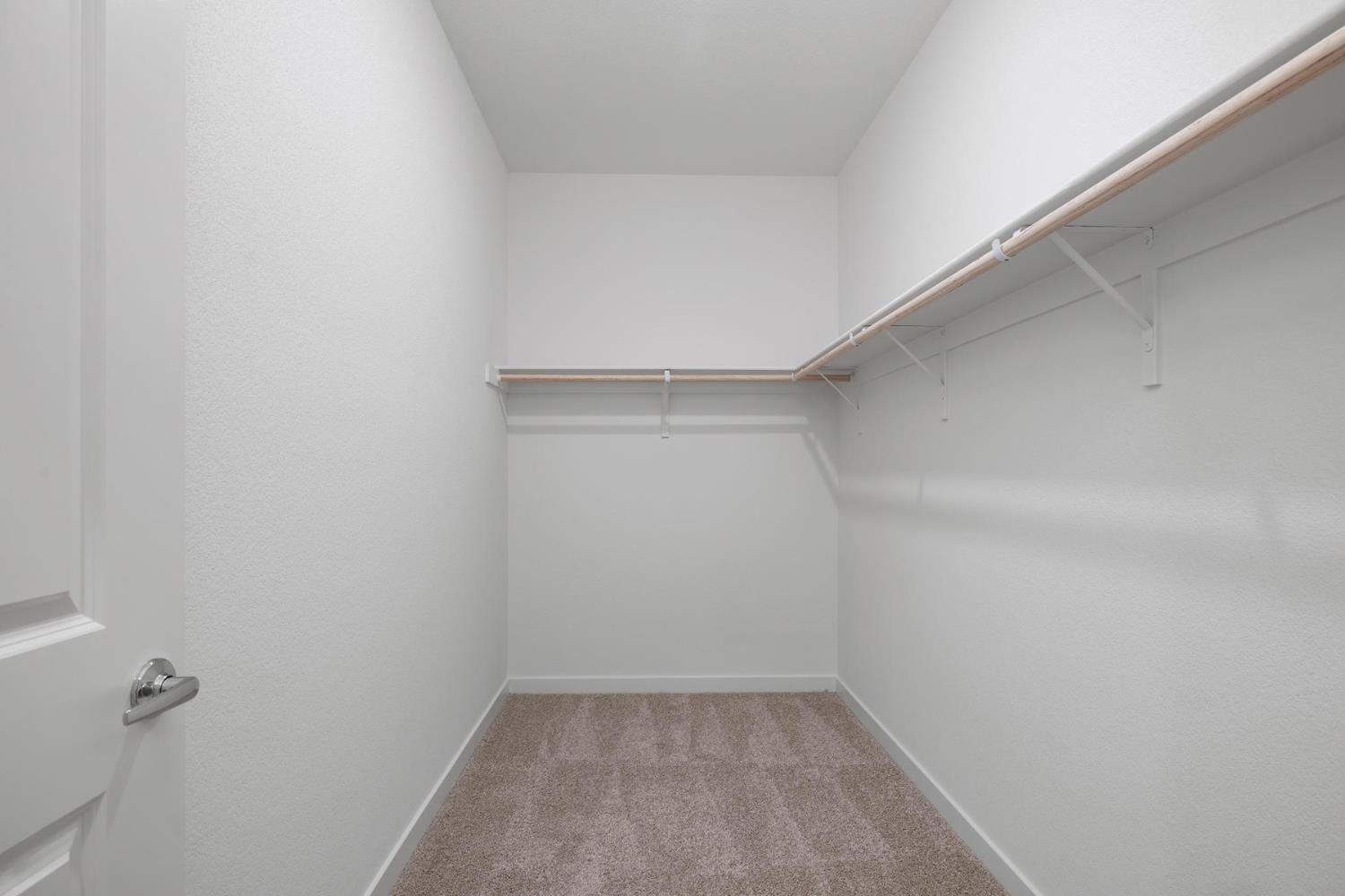 816 Helmsley Lane Patterson CA 95363