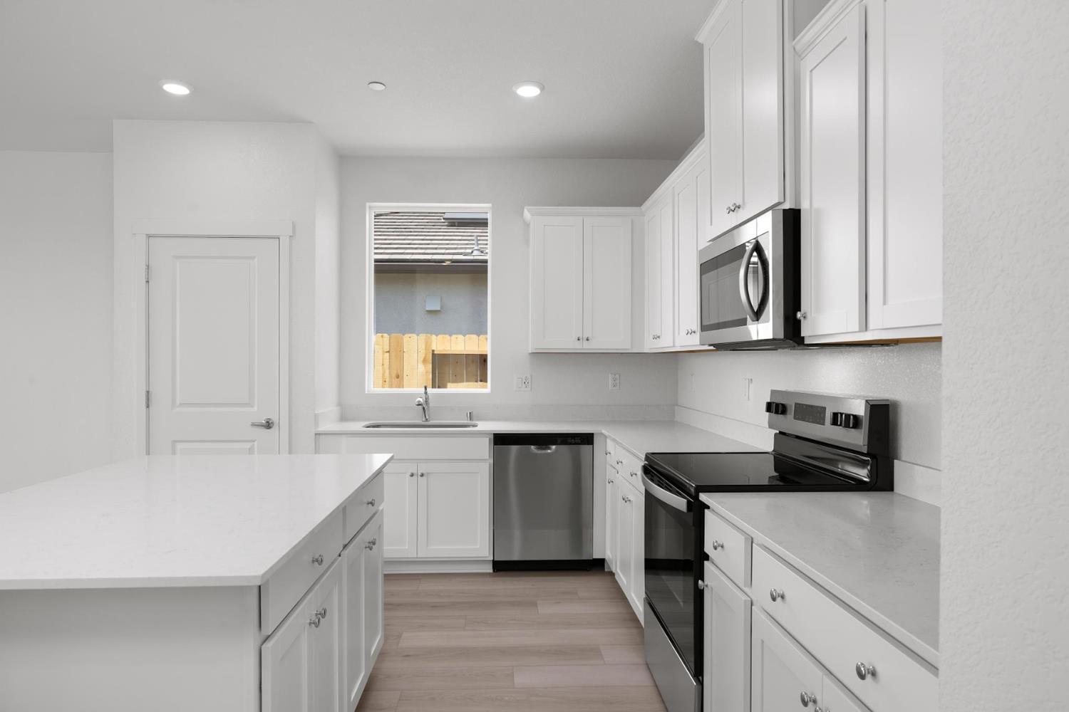 816 Helmsley Lane Patterson CA 95363