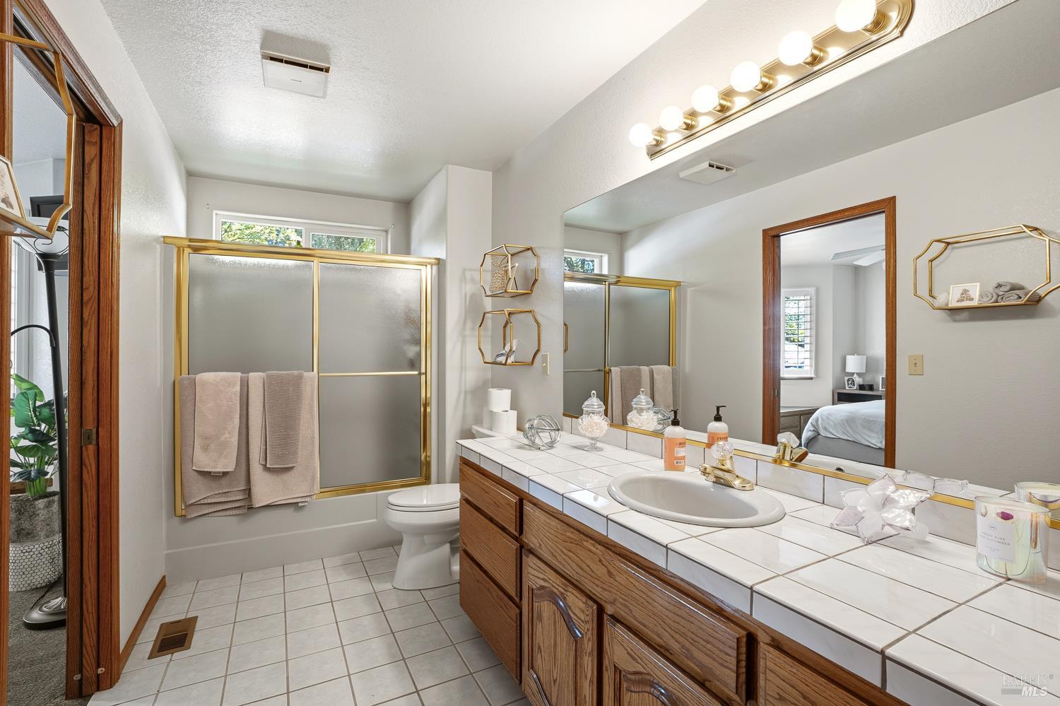 1560 Crane Terrace Ukiah CA 95482