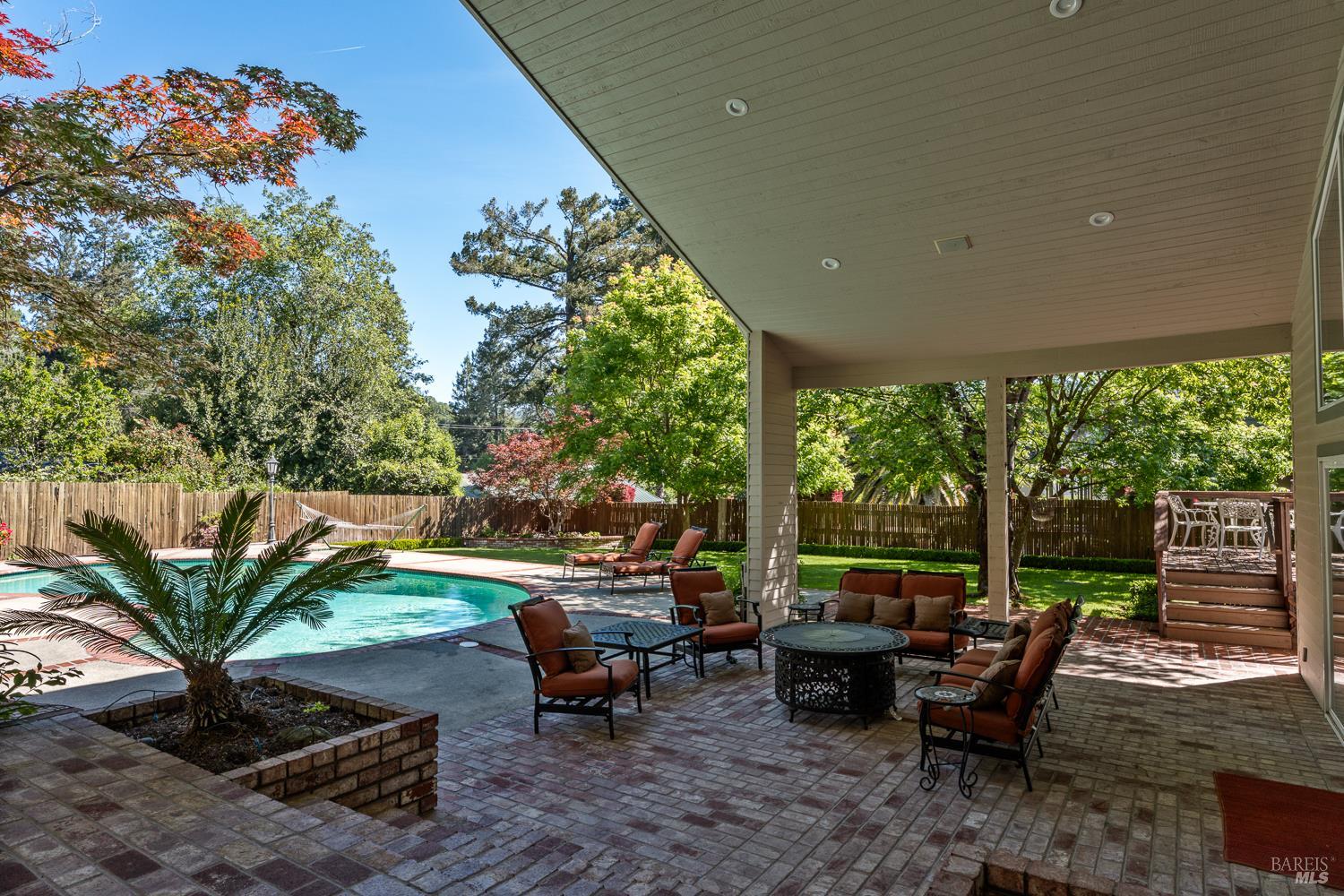 1560 Crane Terrace Ukiah CA 95482