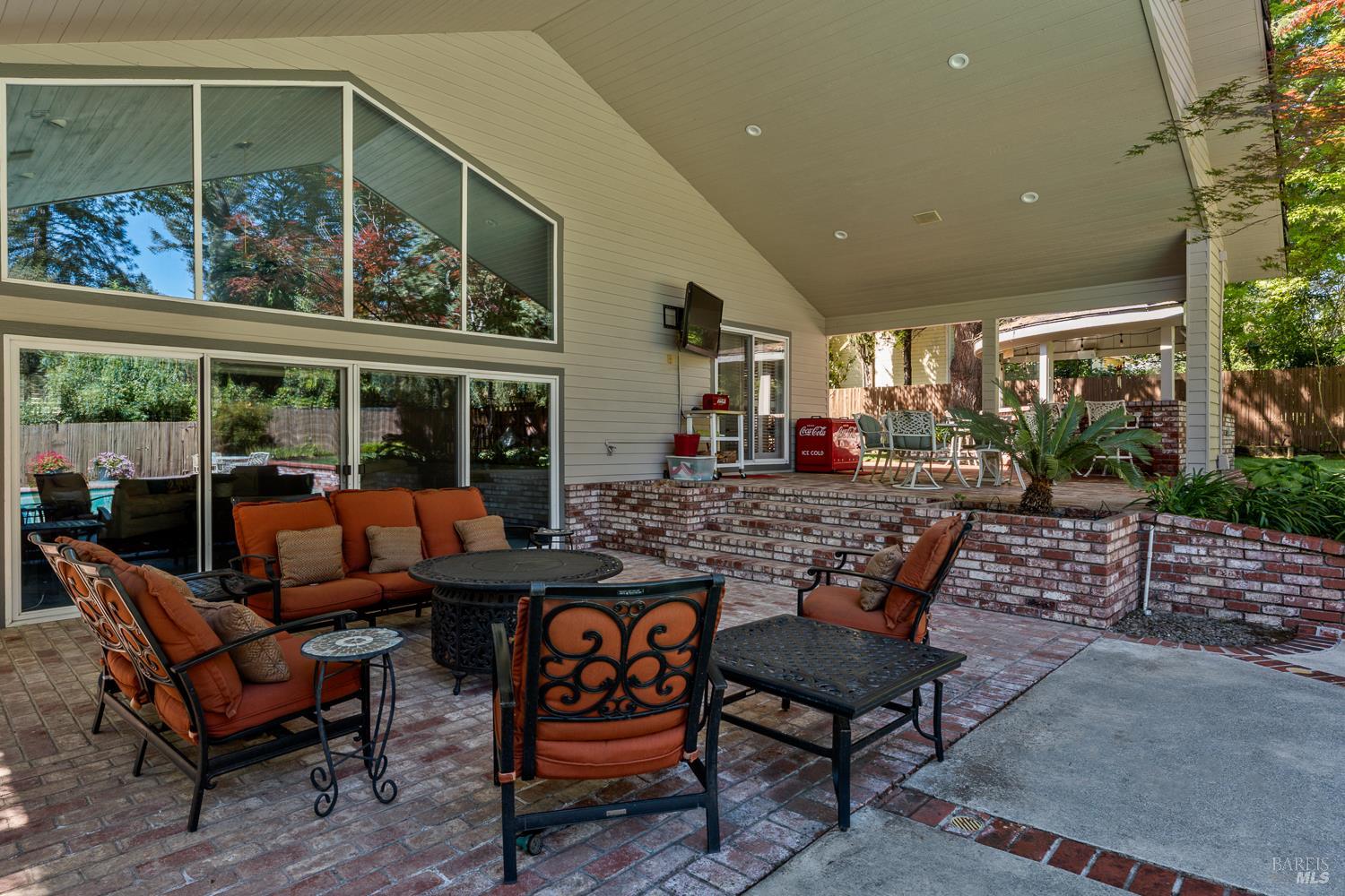1560 Crane Terrace Ukiah CA 95482
