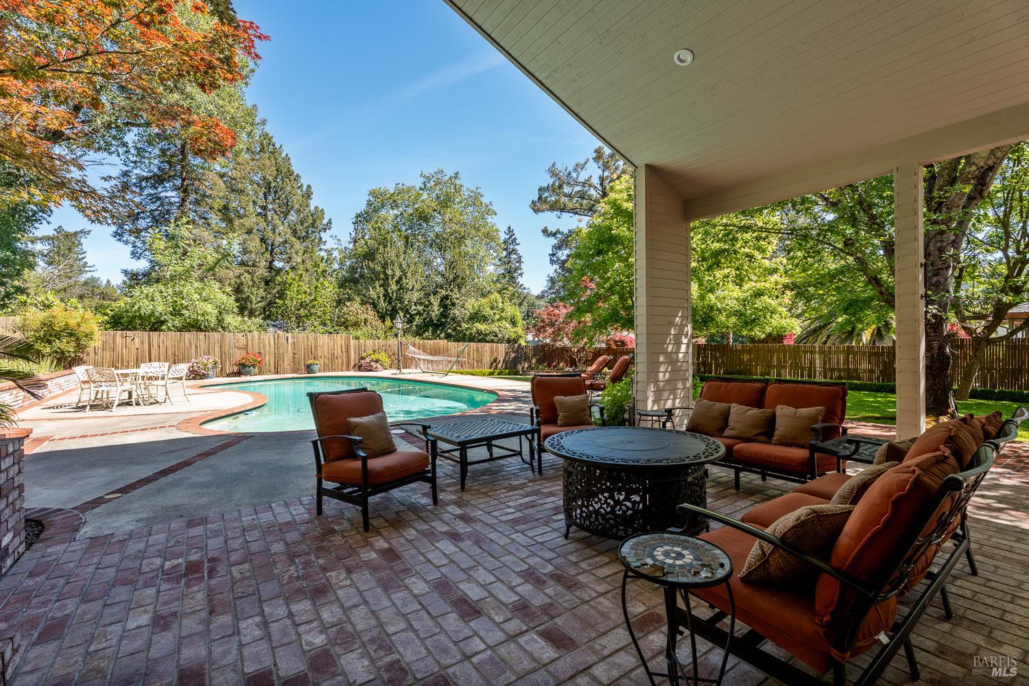 1560 Crane Terrace Ukiah CA 95482