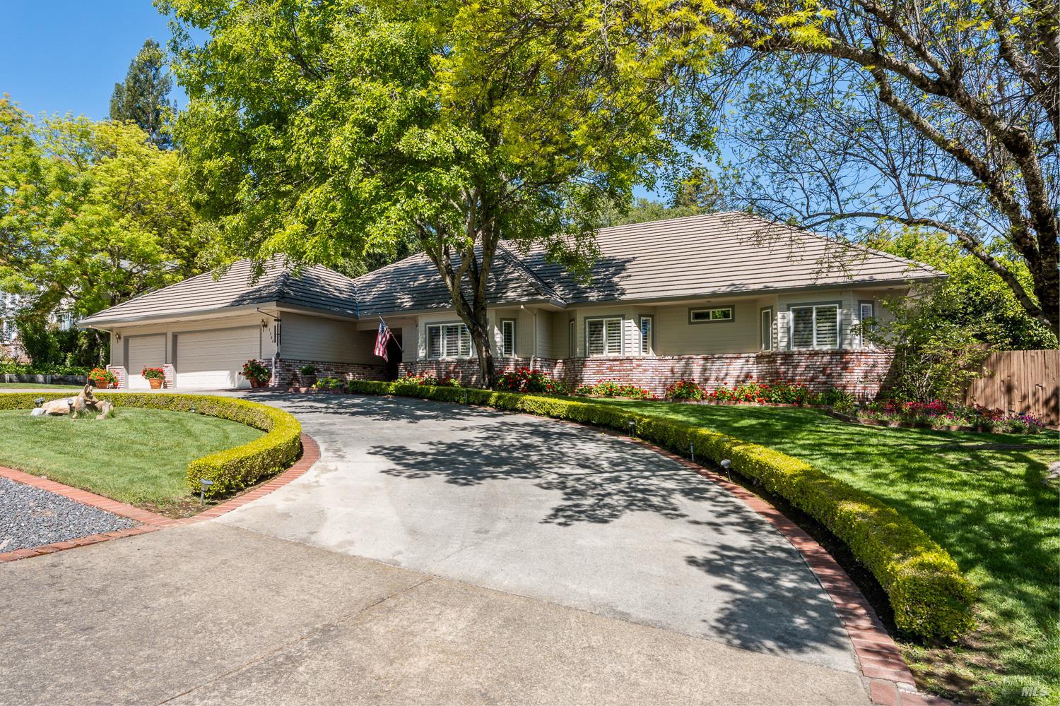 1560 Crane Terrace Ukiah CA 95482