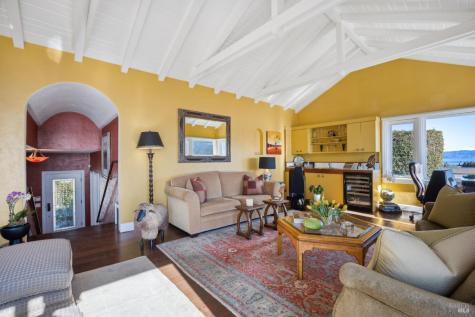 2350 Paradise Drive Tiburon CA 94920