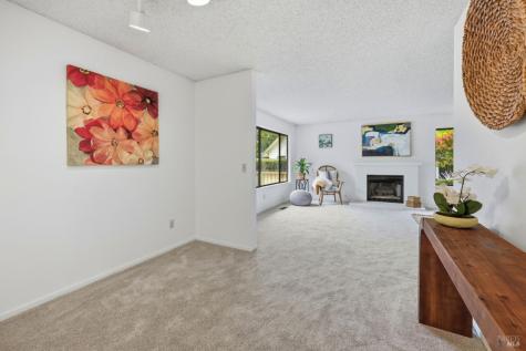 318 Twin Lakes Drive Santa Rosa CA 95409
