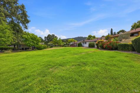 318 Twin Lakes Drive Santa Rosa CA 95409