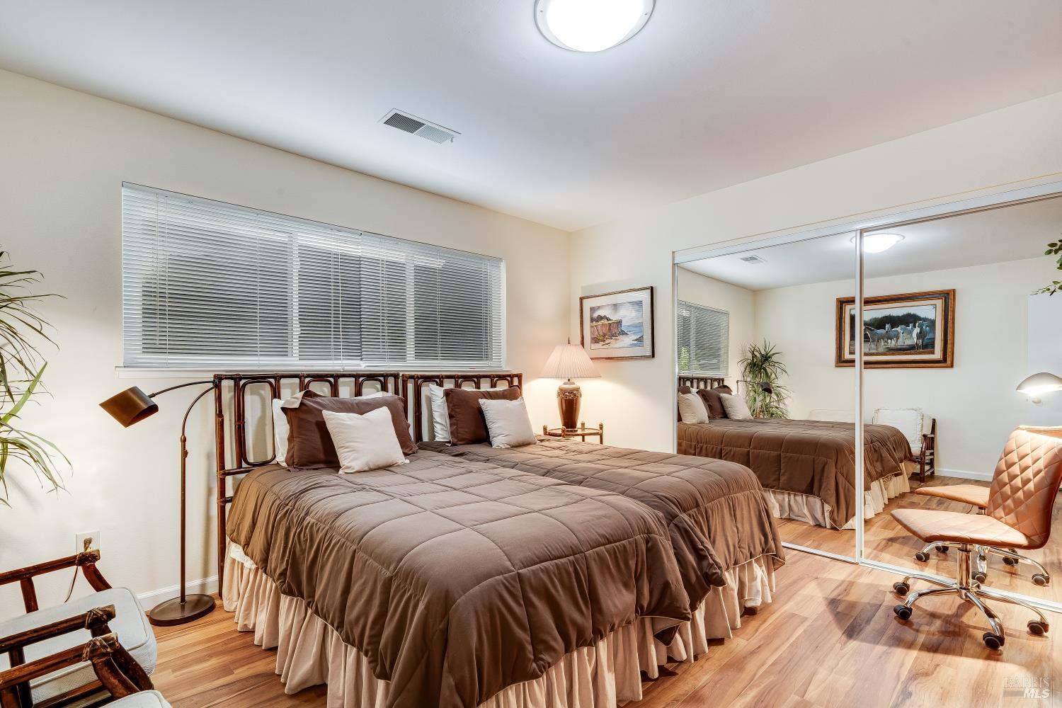 6492 Meadowridge Drive Santa Rosa CA 95409