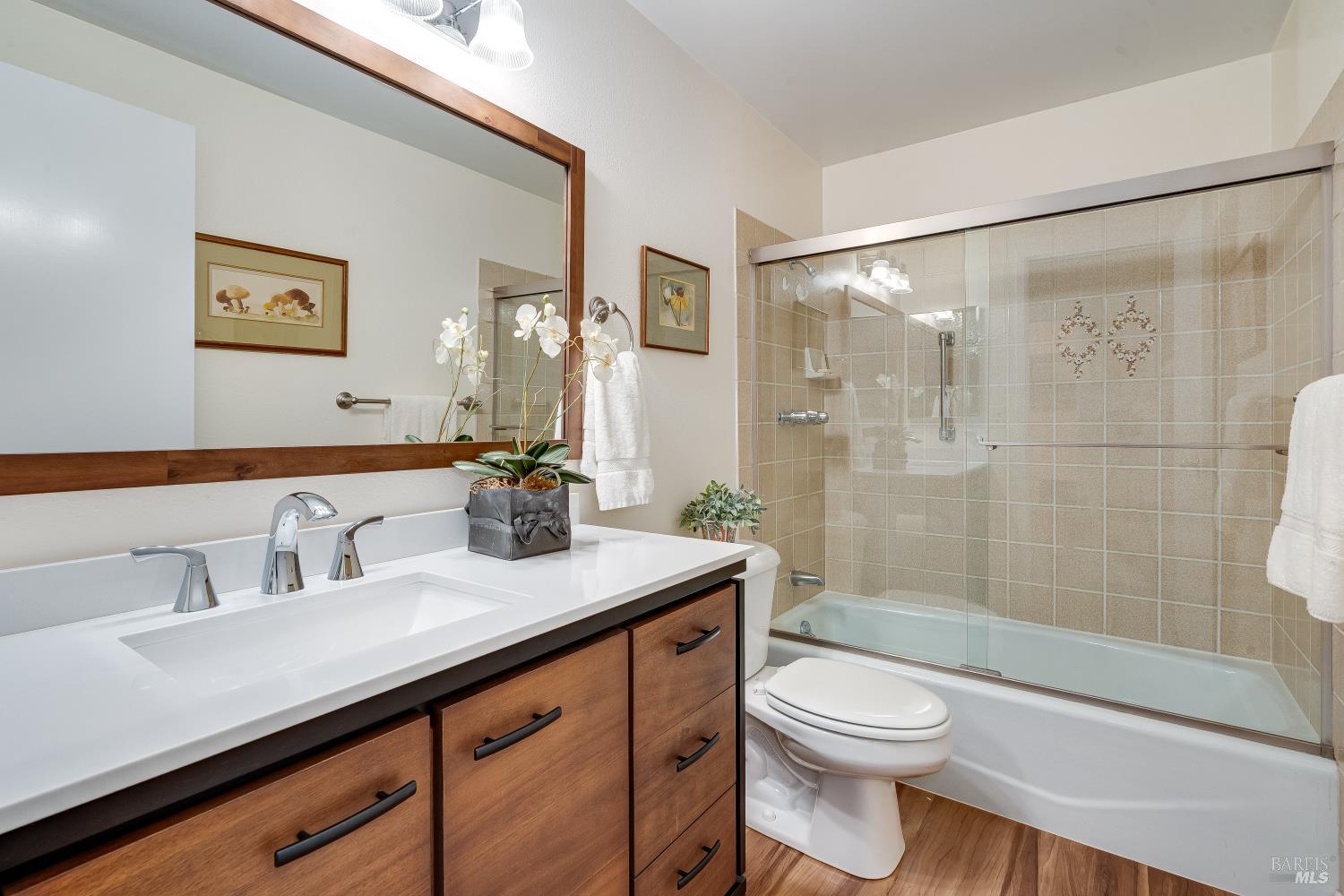 6492 Meadowridge Drive Santa Rosa CA 95409