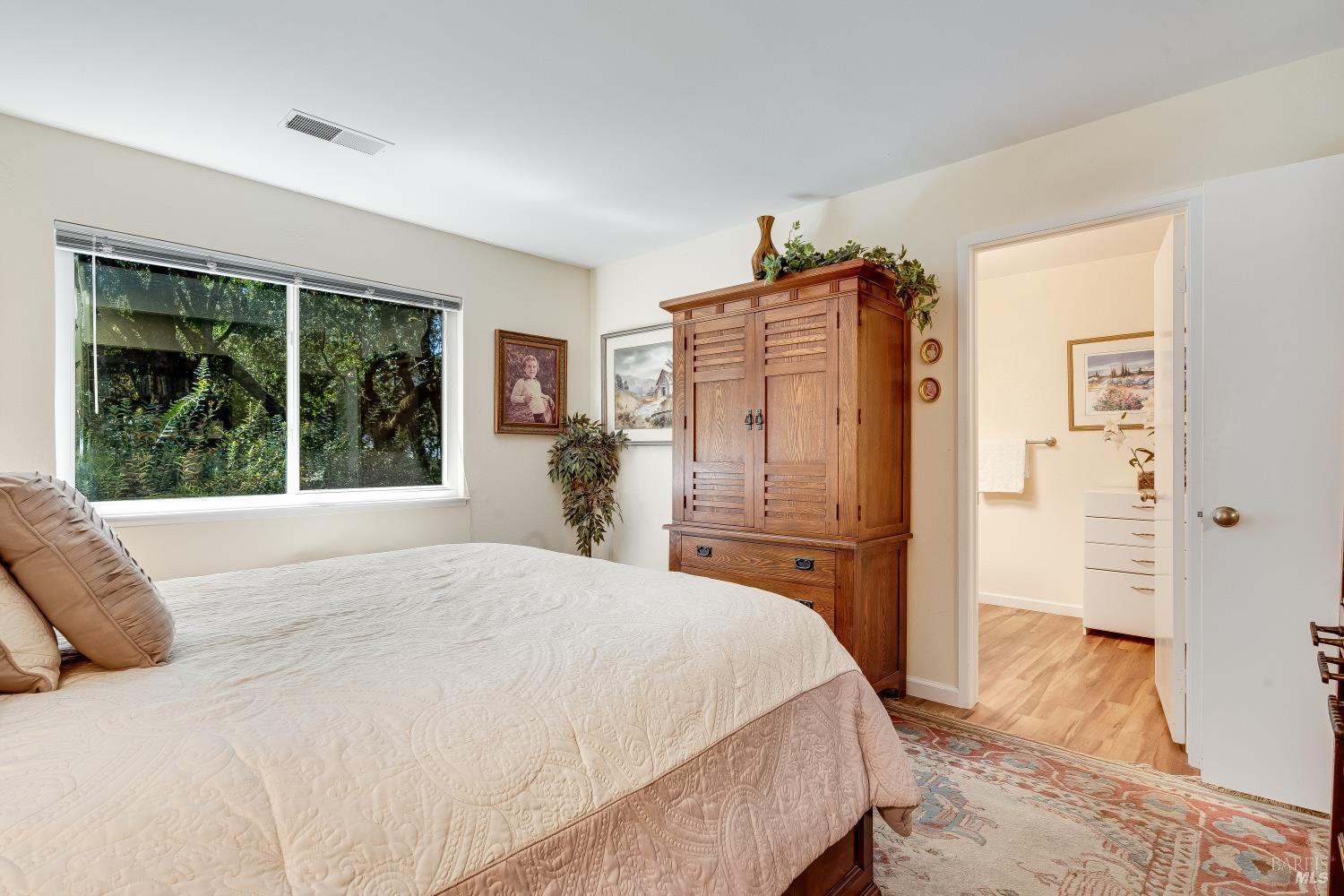 6492 Meadowridge Drive Santa Rosa CA 95409